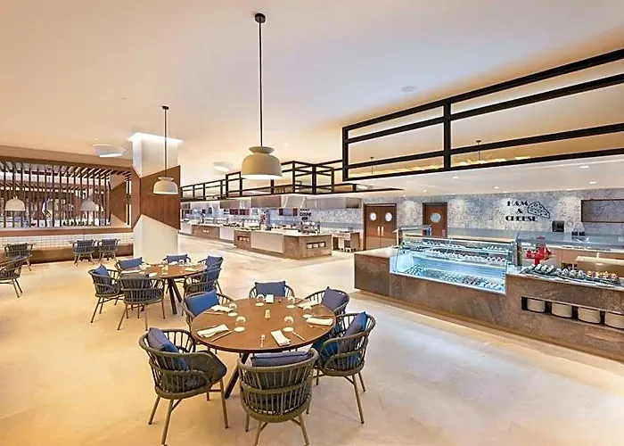 Royalton Splash Riviera Cancun, An Autograph Collection 5*